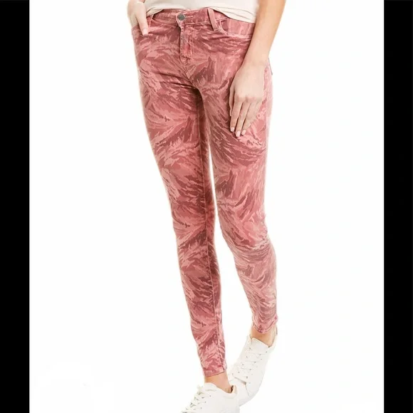 J Brand 620 photo ready super skinny in pink princess camo size 25 NWT